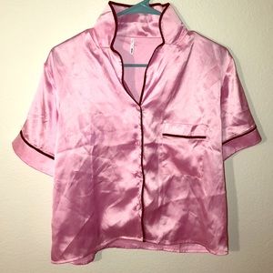 FASHION NOVA - “Kiss Me Goodnight Pj set”